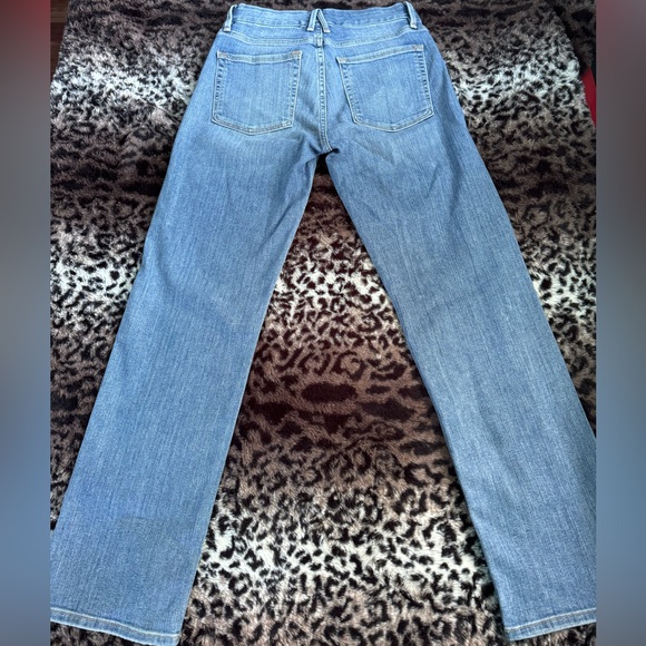 Good American Jeans - Picture 3 of 7